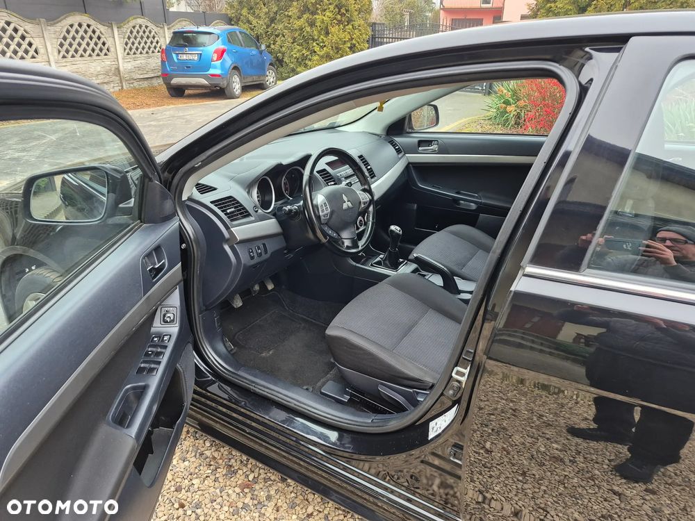 Mitsubishi Lancer 1.8 Intense - 7