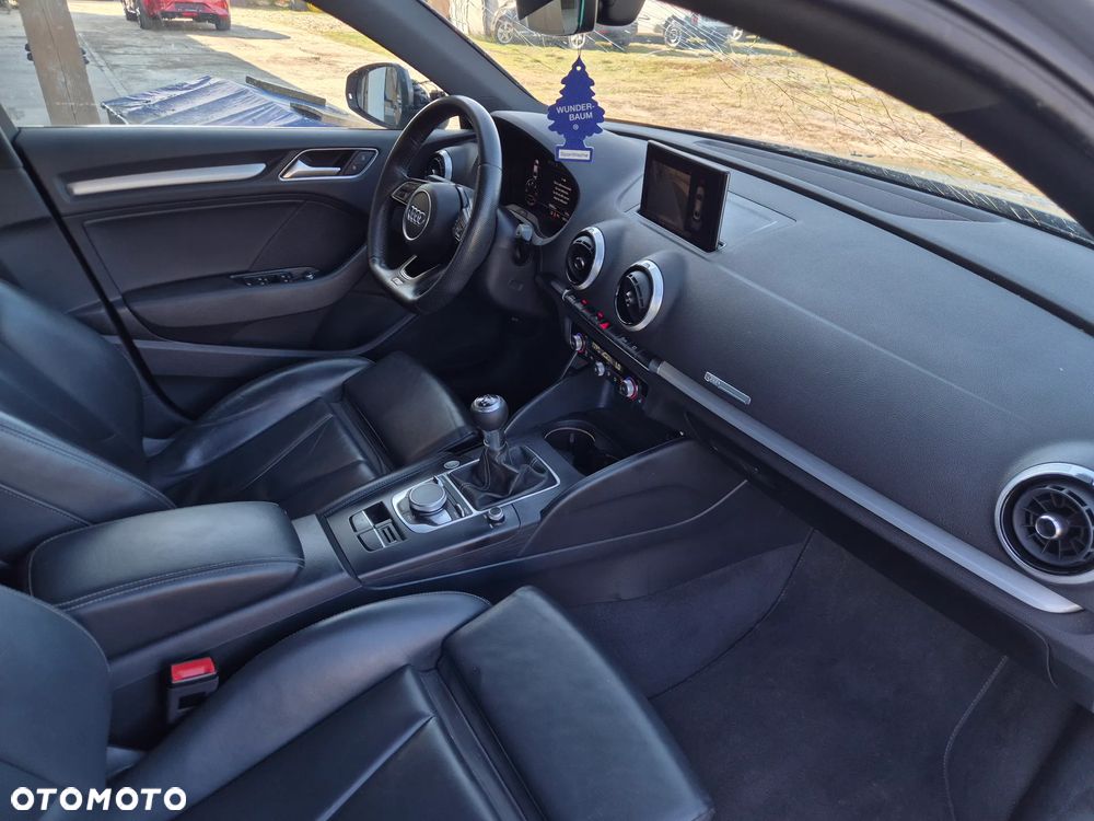 Audi A3 Limousine 1.6 TDI design - 8