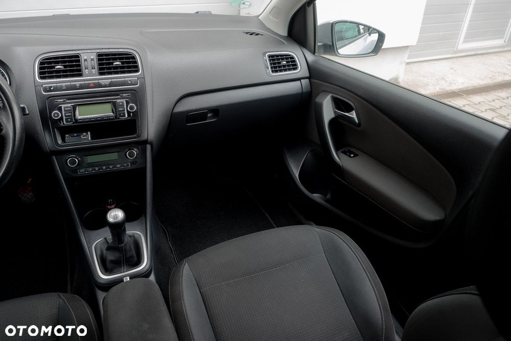 Volkswagen Polo 1.4 Highline - 33