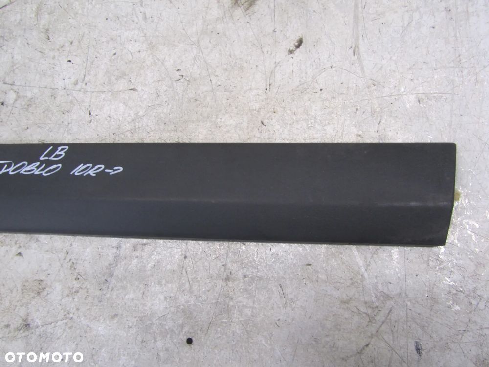 fiat doblo 10r->listwa lewy bok 735461484 - 2