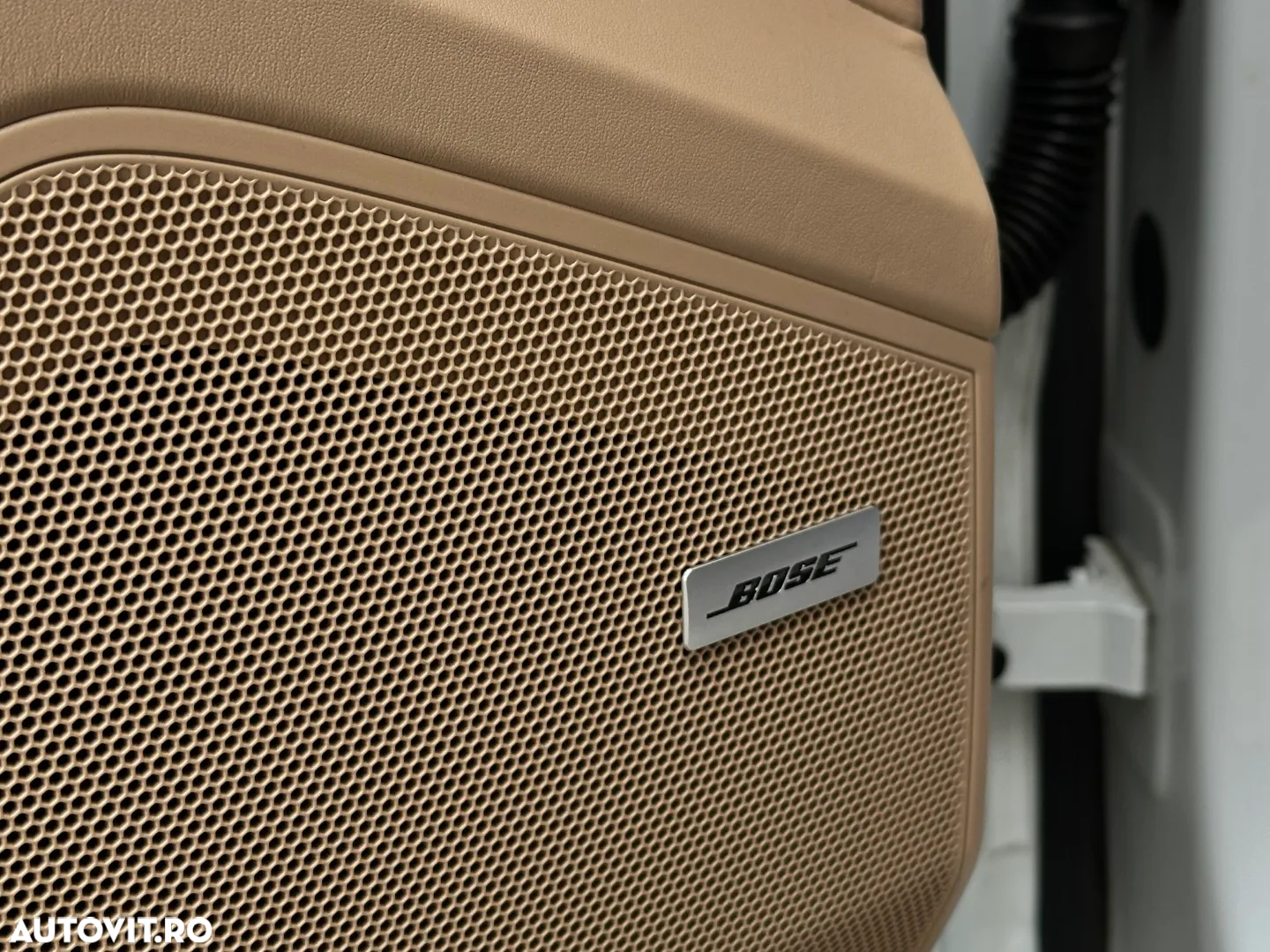 Porsche Cayenne - 21