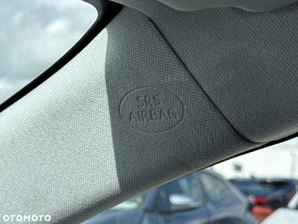 Toyota Corolla 2.0 Hybrid Comfort - 22