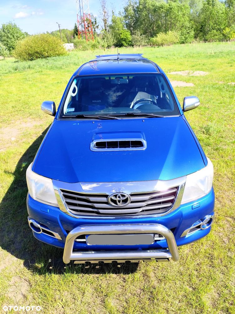 Toyota Hilux 3.0 D-4D Invincible - 6
