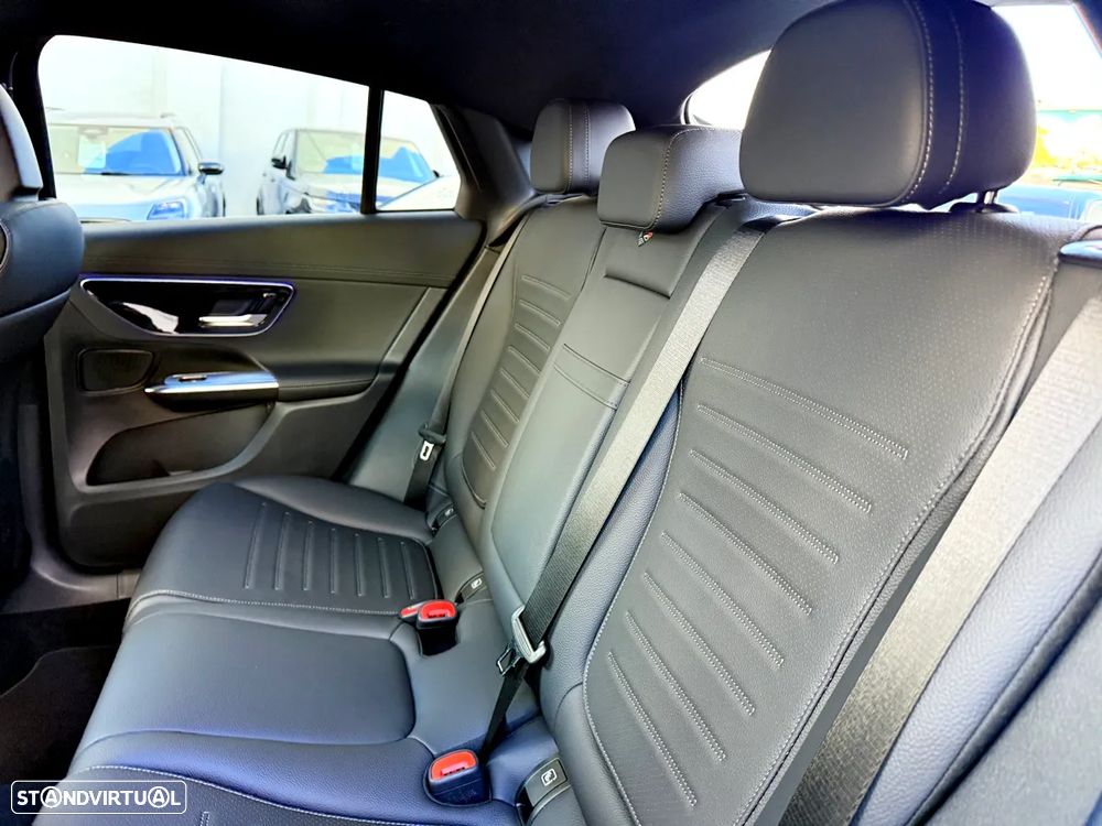 Mercedes-Benz GLC 300 de Coupe 4Matic - 34