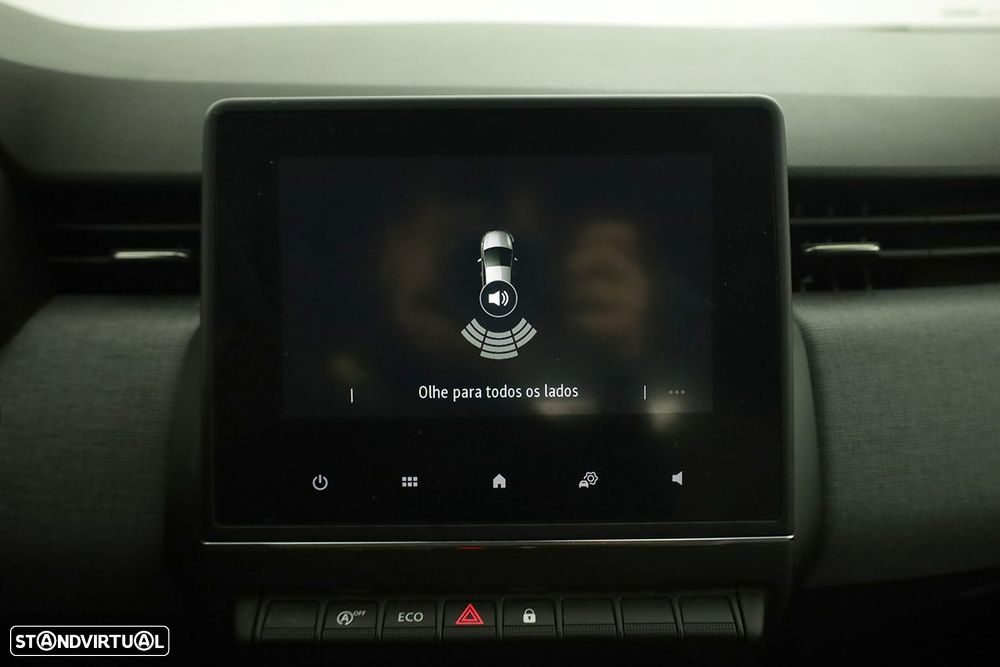 Renault Clio 1.0 TCe Evolution Bi-Fuel - 11