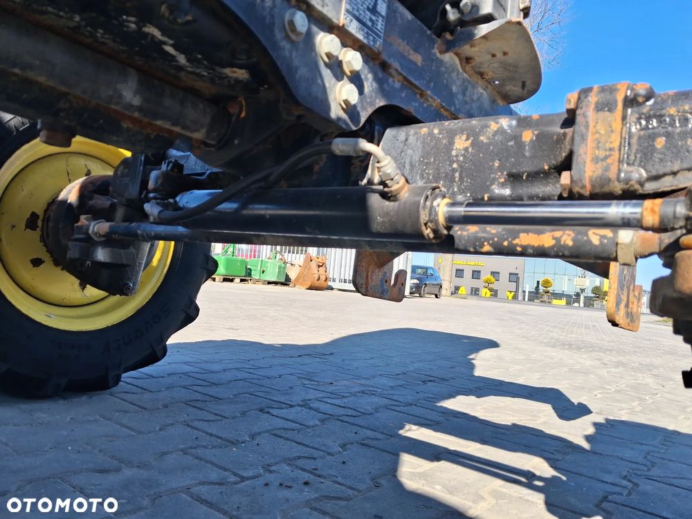 John Deere 4520 eHydro - 16