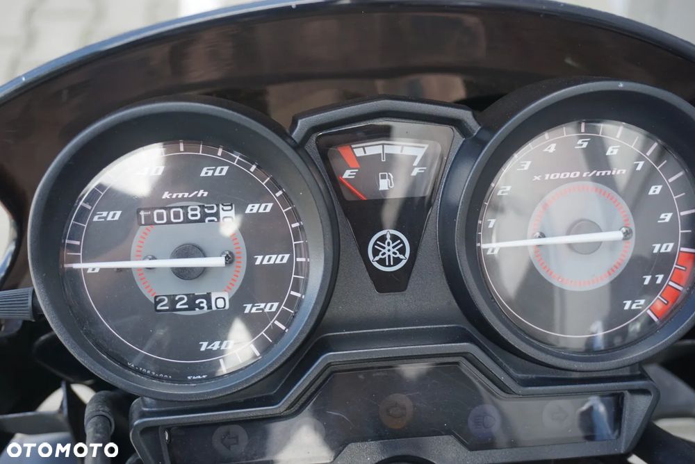 Yamaha YBR - 4