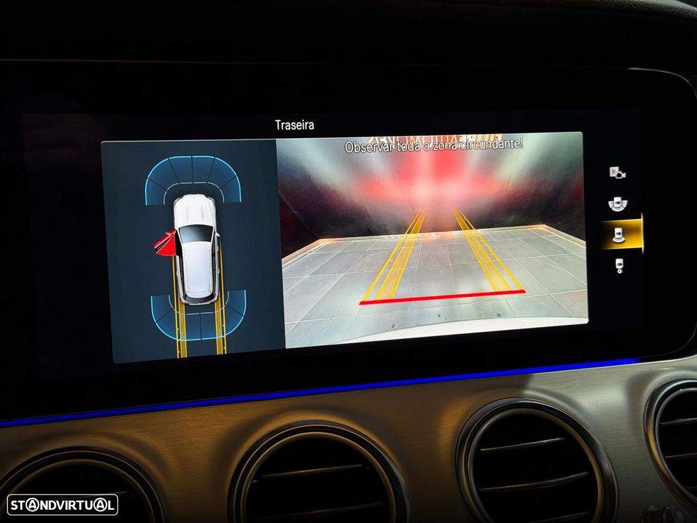 Mercedes-Benz E 300 9G-TRONIC AMG Line - 23