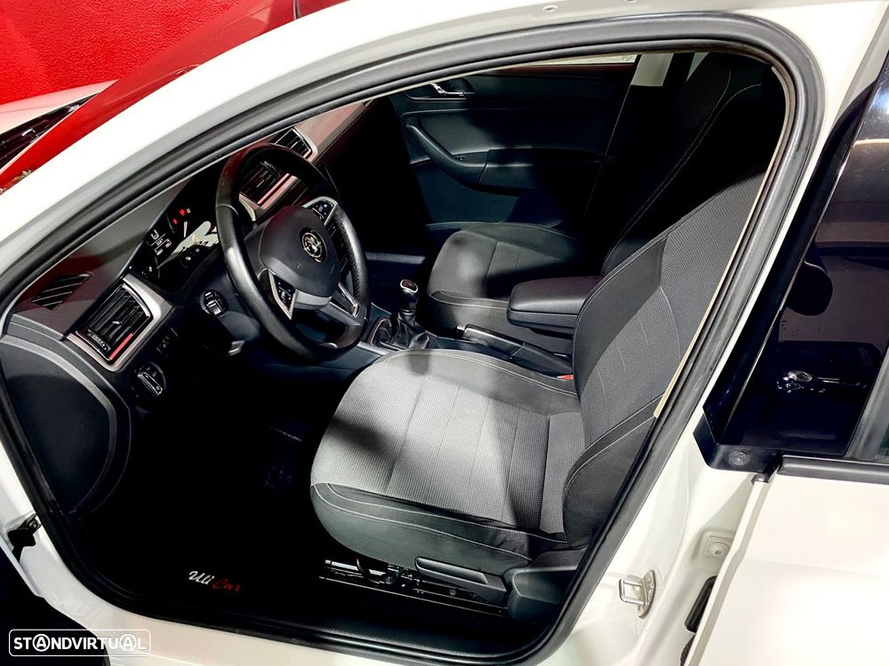 Skoda Rapid Spaceback 1.2 TSi Elegance - 19