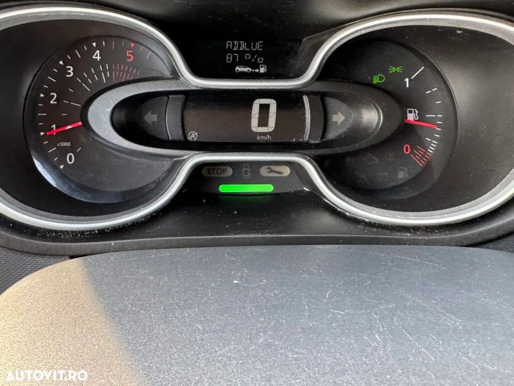 Renault Trafic GRAND CONFORT 1.6 dci 95 CP - 22