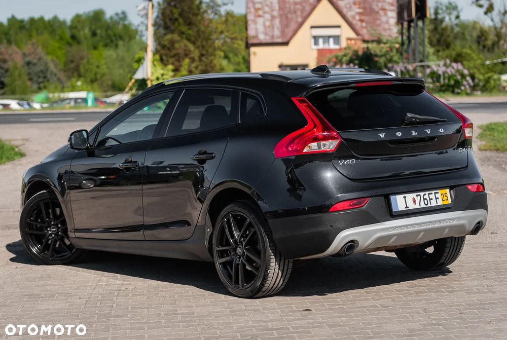 Volvo V40 Cross Country D4 Summum - 9