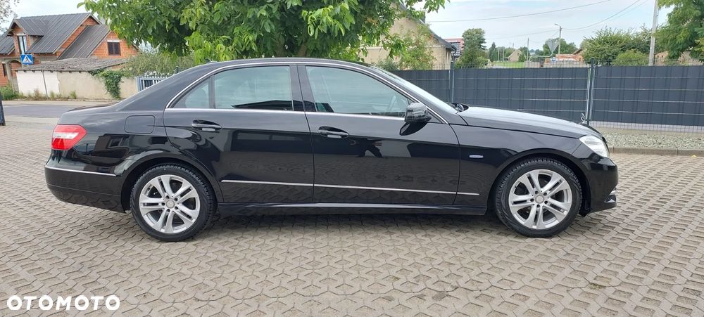 Mercedes-Benz Klasa E - 22