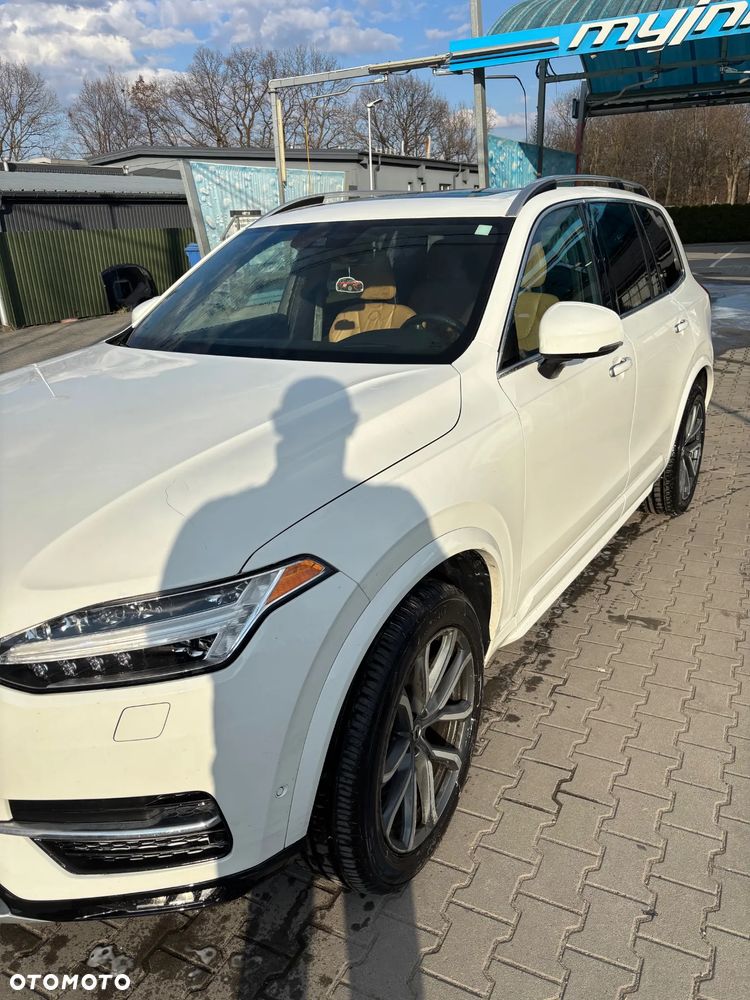 Volvo XC 90 - 4