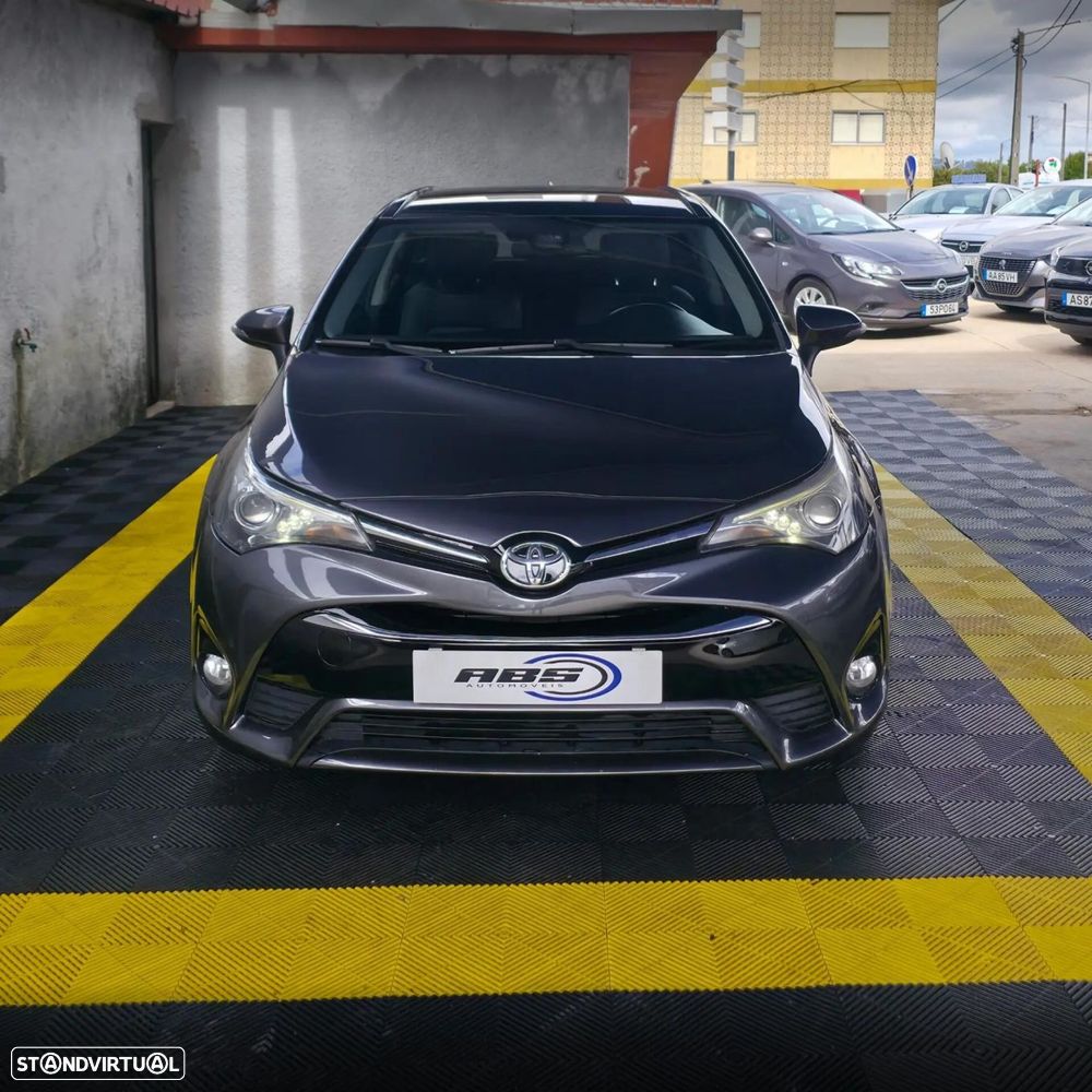 Toyota Avensis Touring Sports 1.6 D-4D Luxury+GPS - 6