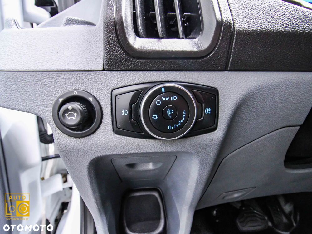 Ford Transit 350 L2H2 Ambiente - 21