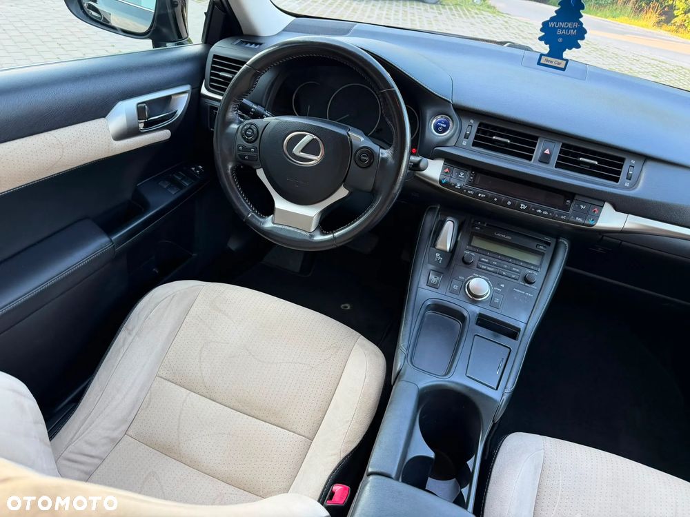 Lexus CT 200h Elite - 16