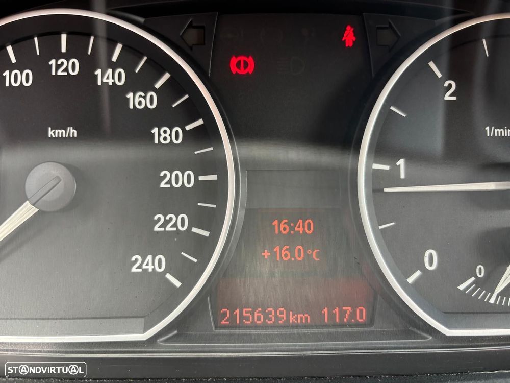 BMW 118 d Line Sport - 29