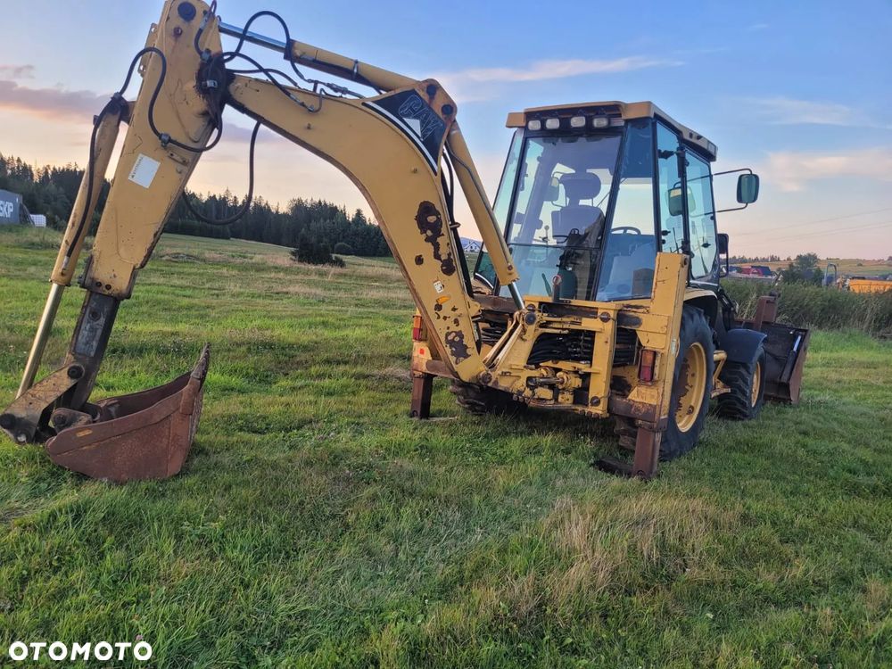 Caterpillar 428D - 4
