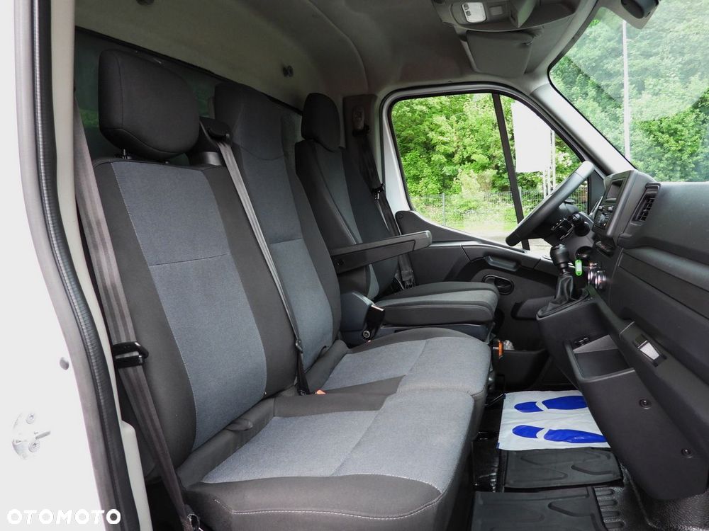 Renault MASTER PLANDEKA 10 PALET WEBASTO TEMPOMAT LEDY PNEUMATYKA KLIMATYZACJA  165KM - 37