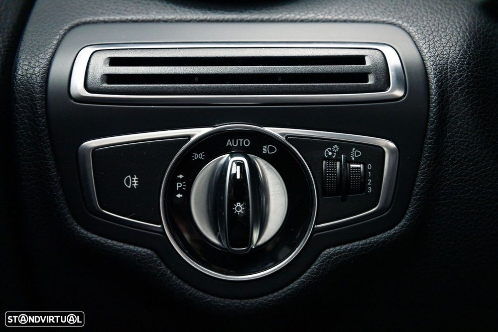 Mercedes-Benz C 180 BlueTEC AMG Line - 22