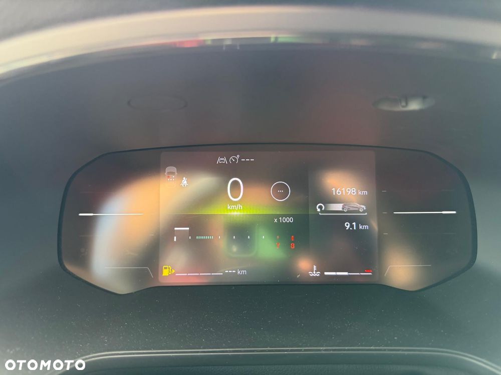 Renault Captur - 25