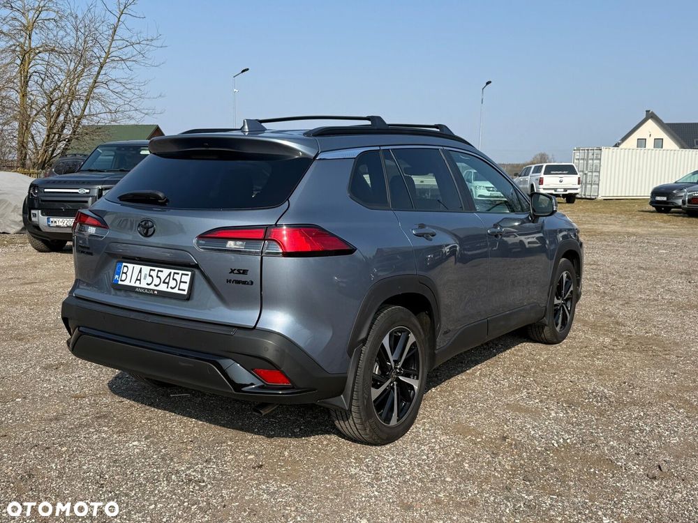 Toyota Corolla Cross - 12