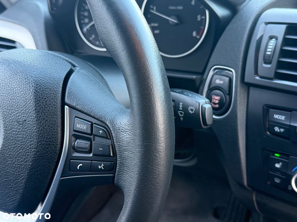 BMW Seria 1 118d - 12