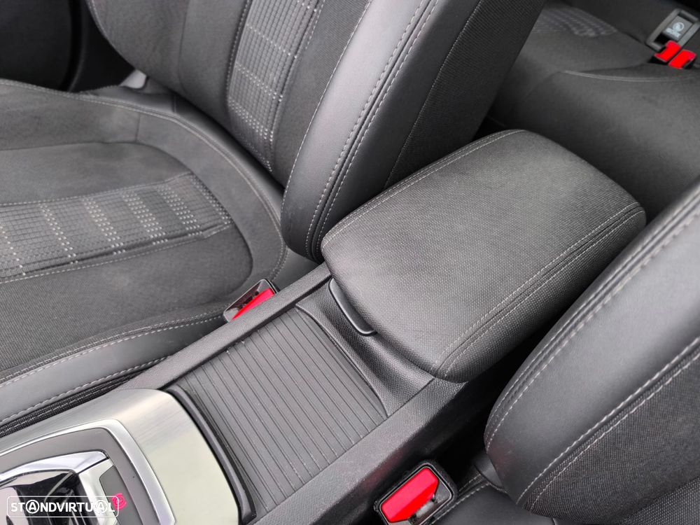 Peugeot 308 PureTech 130 GPF Stop & Start Allure - 46