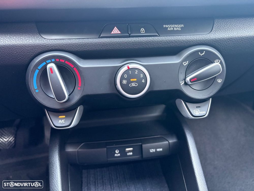 Kia Rio 1.2 CVVT Urban - 44