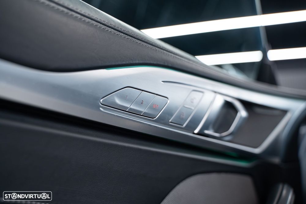 BMW 840 Gran Coupé d xDrive Pack M - 26