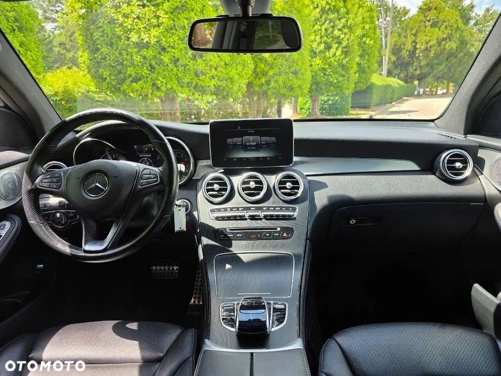 Mercedes-Benz GLC 300 4Matic 9G-TRONIC Edition Avantgarde - 8