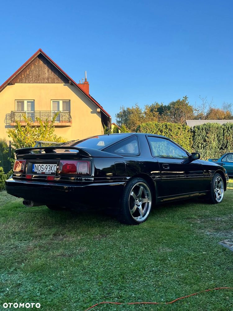 Toyota Supra 3.0 Turbo - 2
