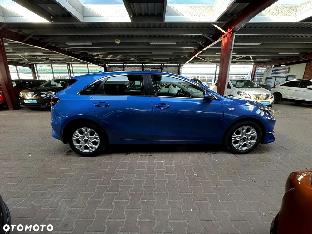 Kia Ceed 1.5 T-GDI M - 8