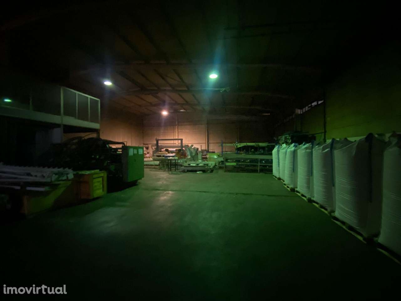 Arrendamento armazém - S. Cláudio de Barco, Guimarães - Grande imagem: 4/4