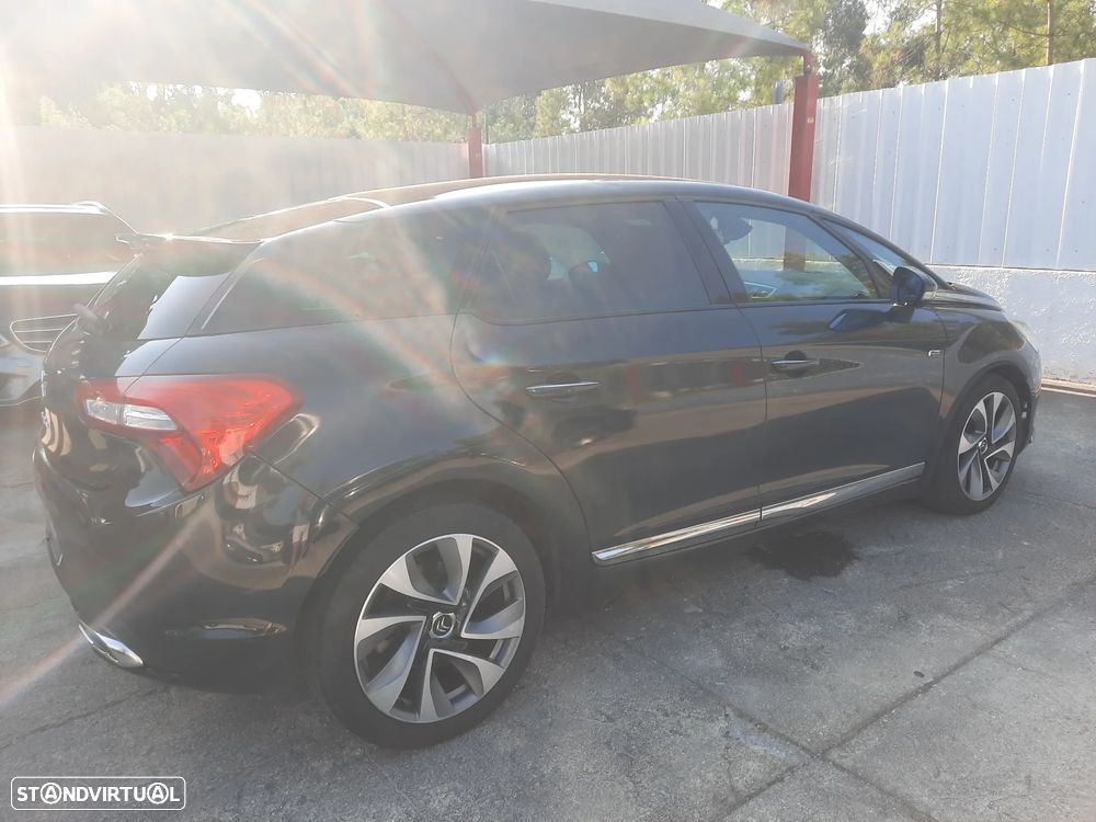 Citroën DS5 2.0 HDi Hy4 So Chic CMP6 88g - 9