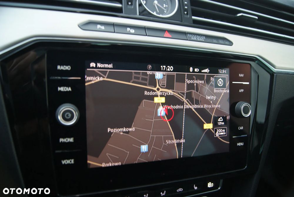 Volkswagen Passat 2.0 TDI SCR DSG Highline - 29