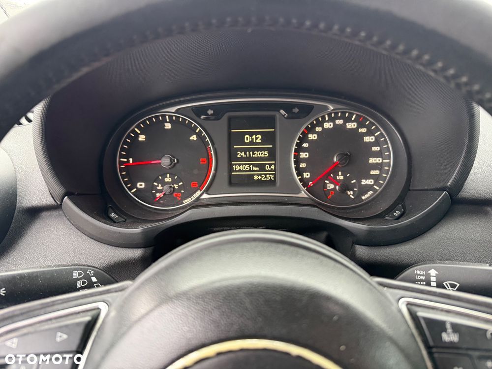 Audi A1 3-drzwiowe 1.6 TDI S line Sportpaket - 12
