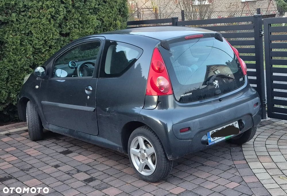 Peugeot 107 1.0 Trendy - 1