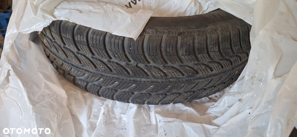 Peugeot 207 1.4 16V Trendy - 16