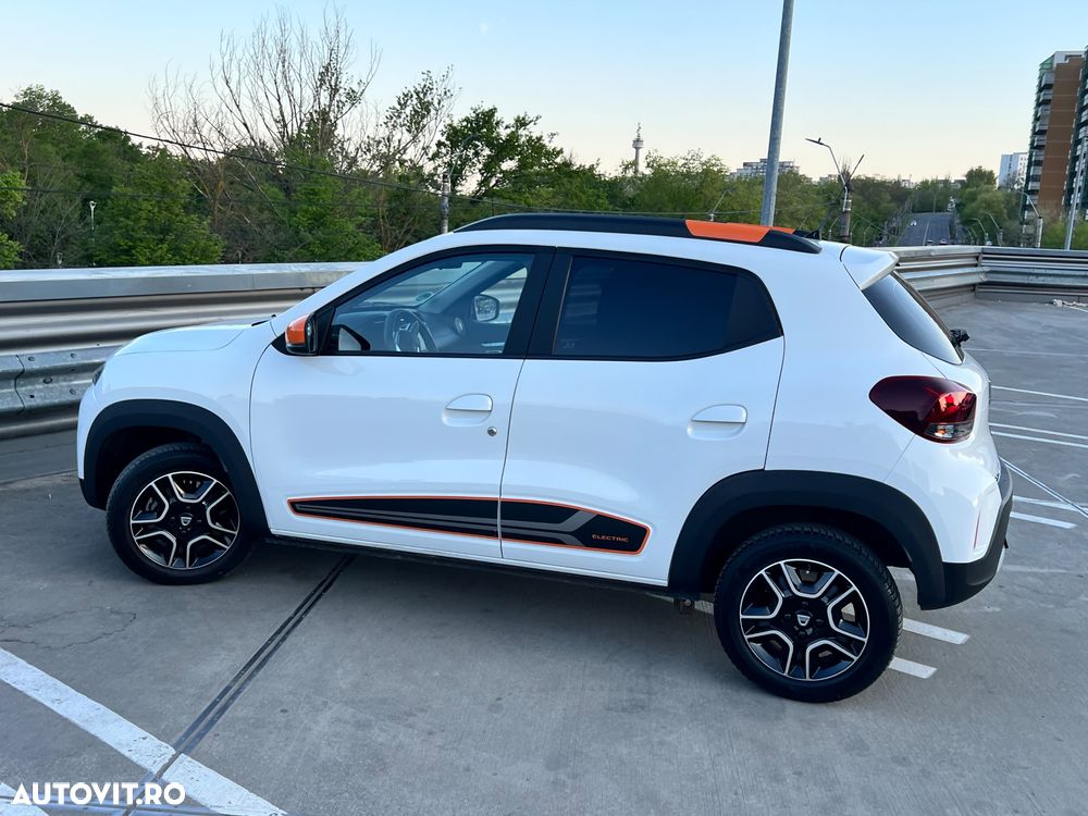 Dacia Spring Expression - 8