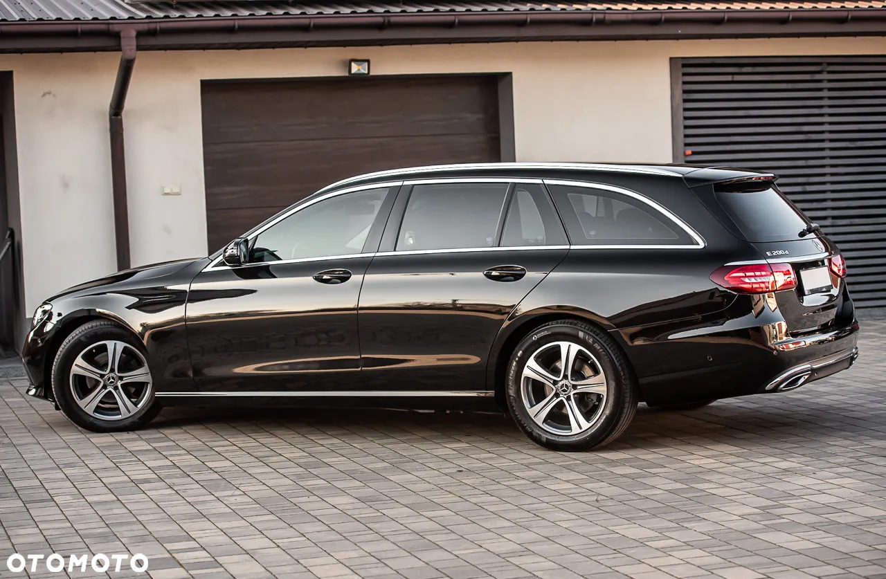 Mercedes-Benz Klasa E 200 d T 9G-TRONIC Avantgarde - 10