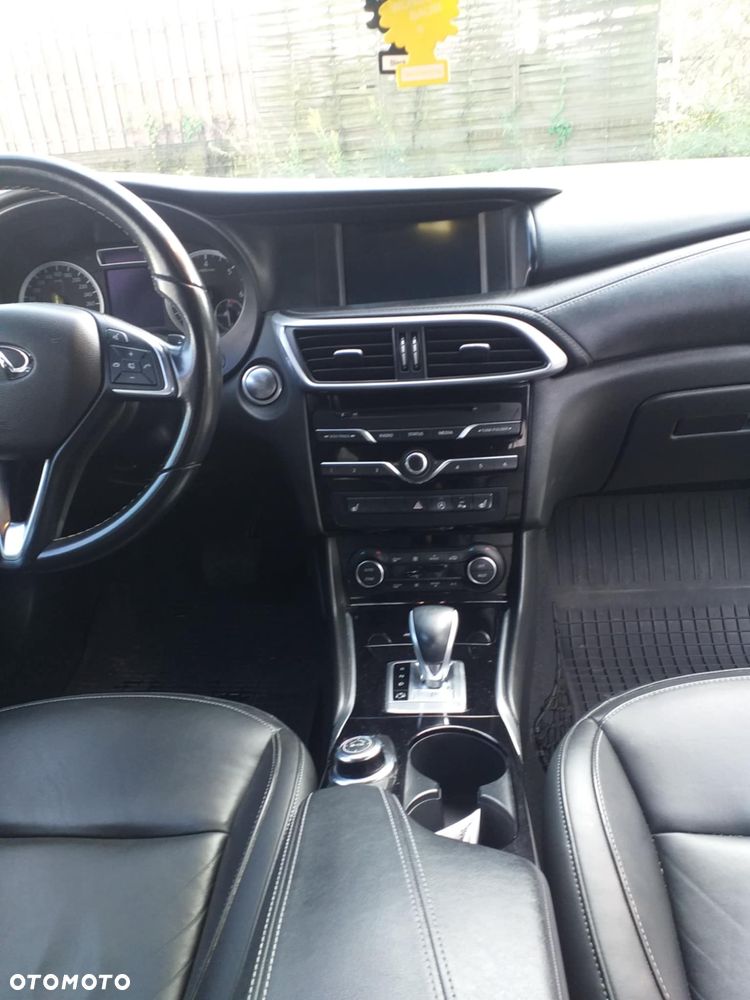 Infiniti QX30 2.2d DCT AWD Premium Tech - 16