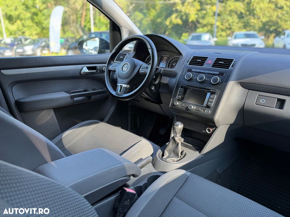 Volkswagen Touran - 7