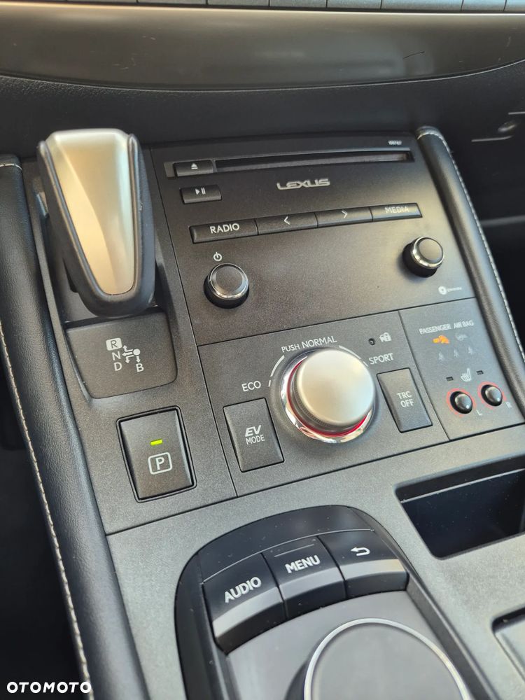 Lexus CT 200h Elegance - 12