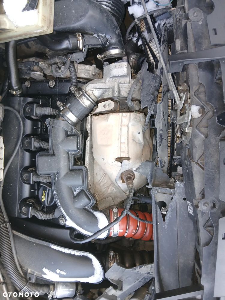 Peugeot  5008 10-  Silnik 1.6  5FV  LAkier KTVD  skrzynia drzwi   błotnik klapa maska  fotele deska - 7