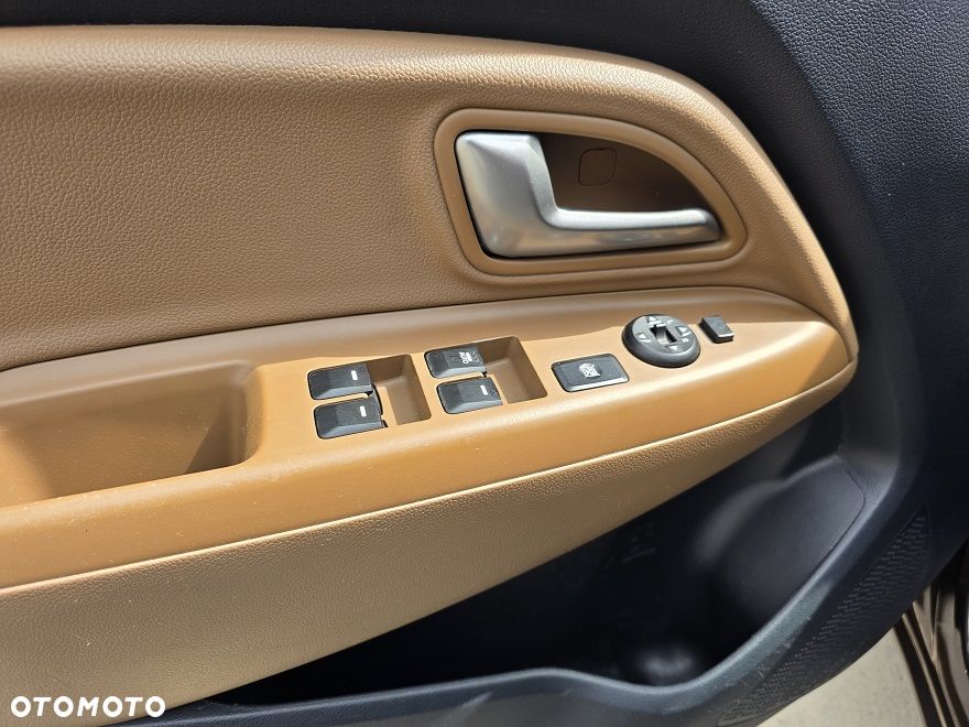 Kia Rio 1.2 Dream Team Edition - 27