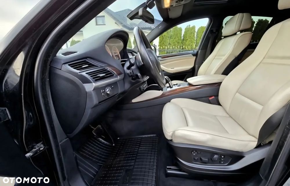BMW X6 - 31