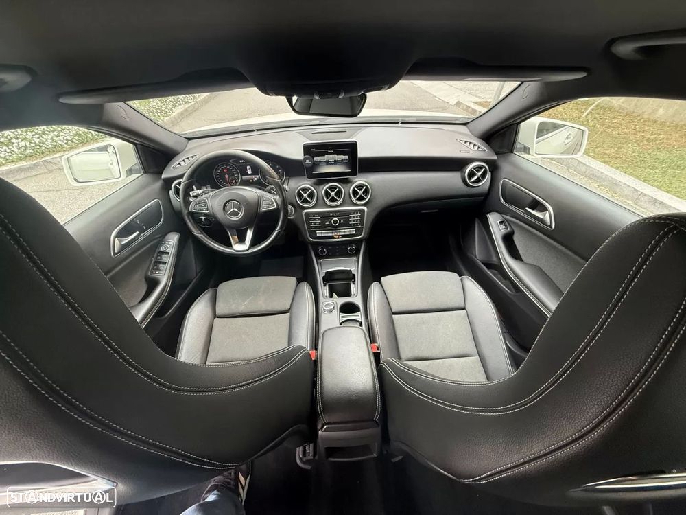 Mercedes-Benz A 160 d 7G-DCT Style — fotografia 12