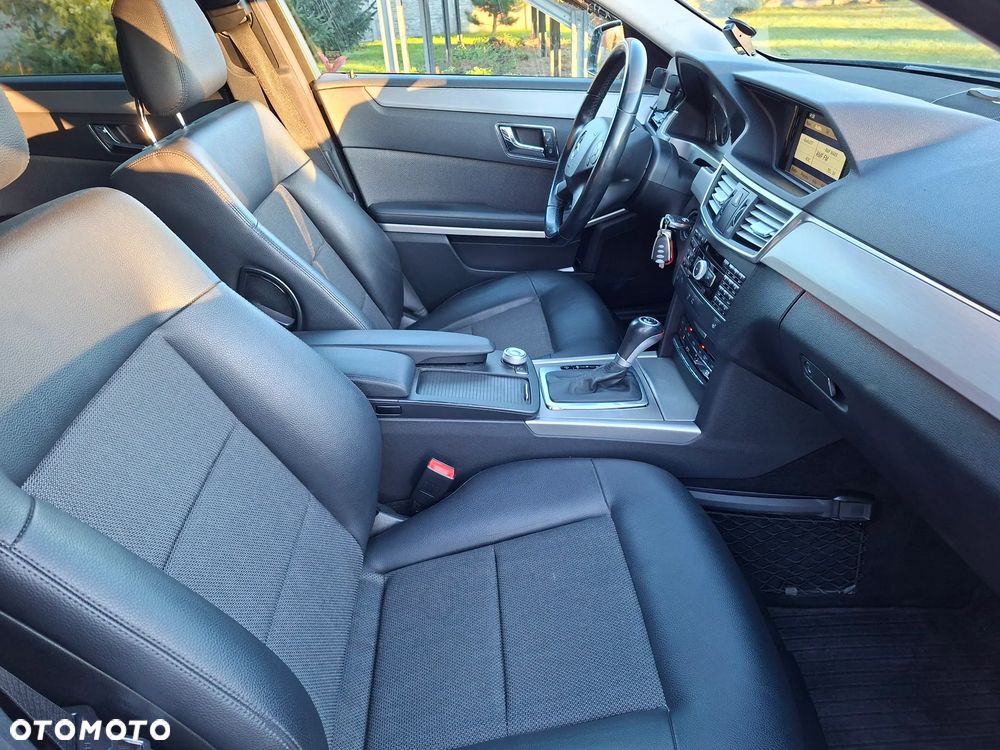 Mercedes-Benz Klasa E 250 CDI DPF BlueEFFICIENCY Automatik Avantgarde - 14