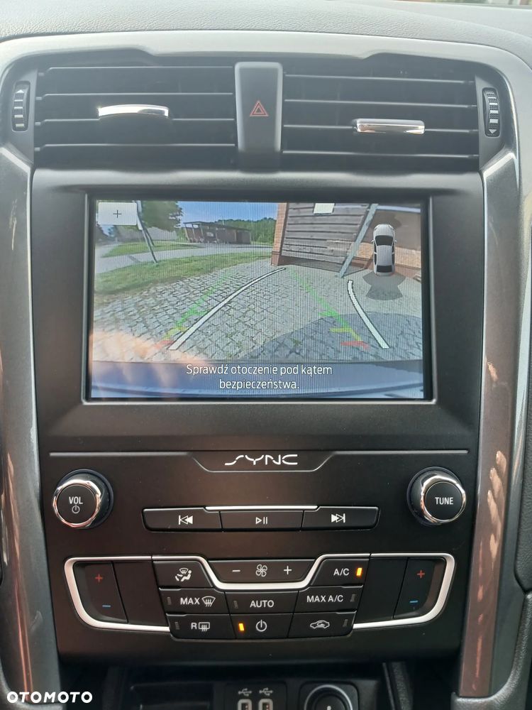Ford Mondeo - 23